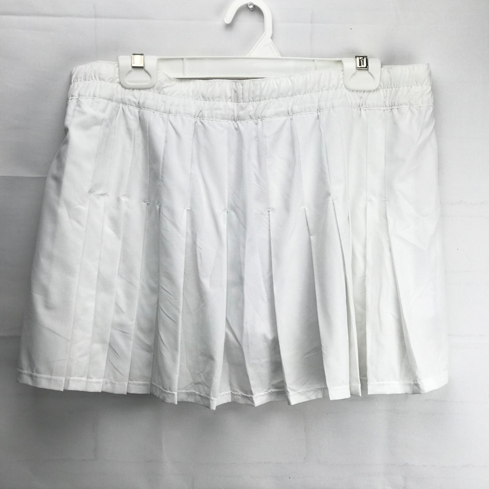 NWT GAPfit white tennis skirt size large